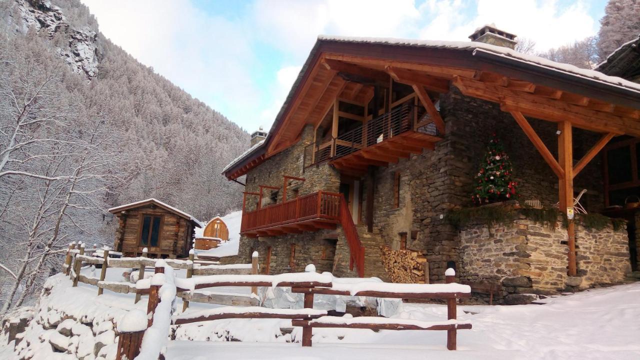 Nuit A Pleiney Bed & Breakfast Saint-Rhemy-En-Bosses Exterior photo
