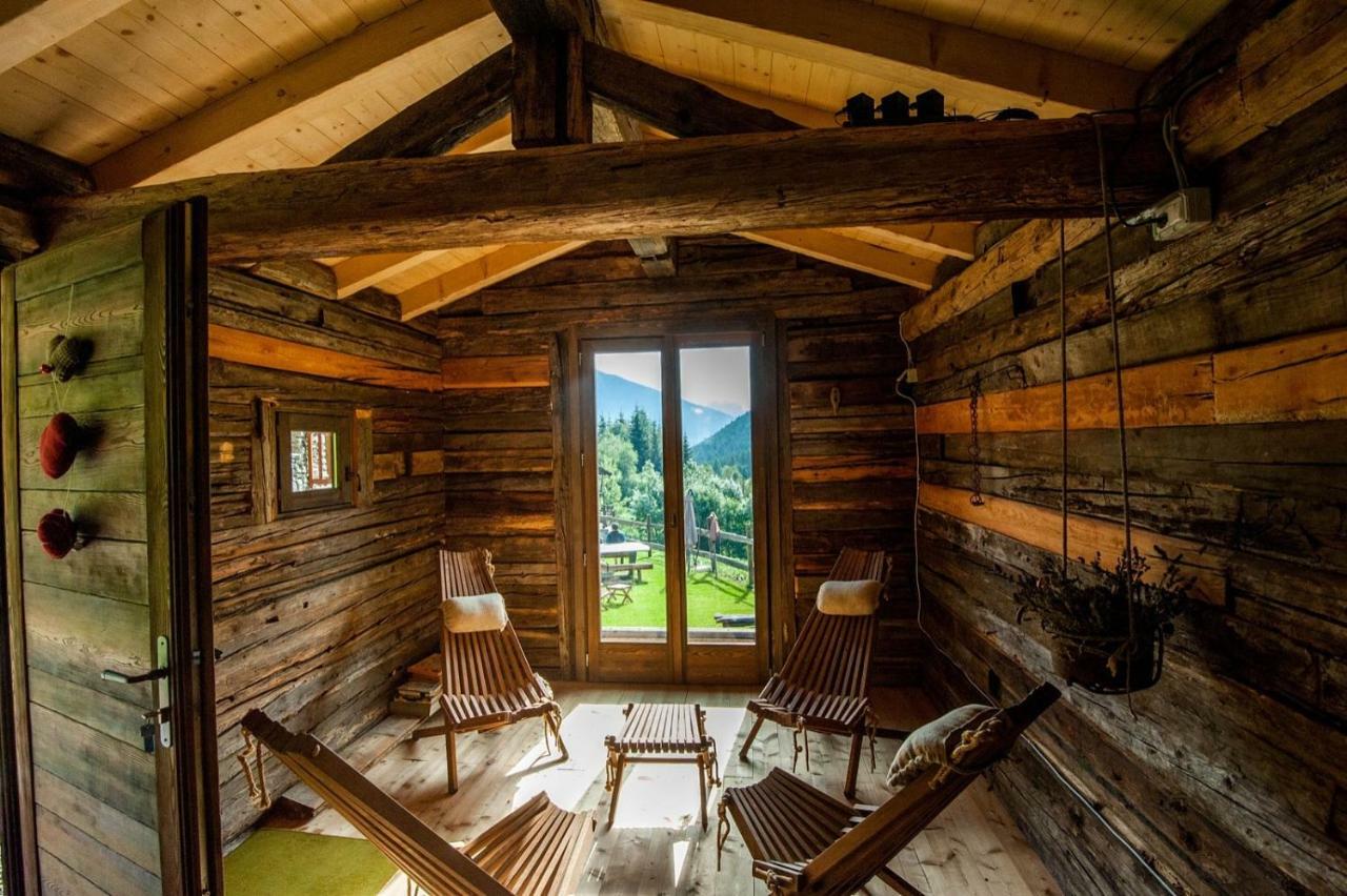 Nuit A Pleiney Bed & Breakfast Saint-Rhemy-En-Bosses Exterior photo